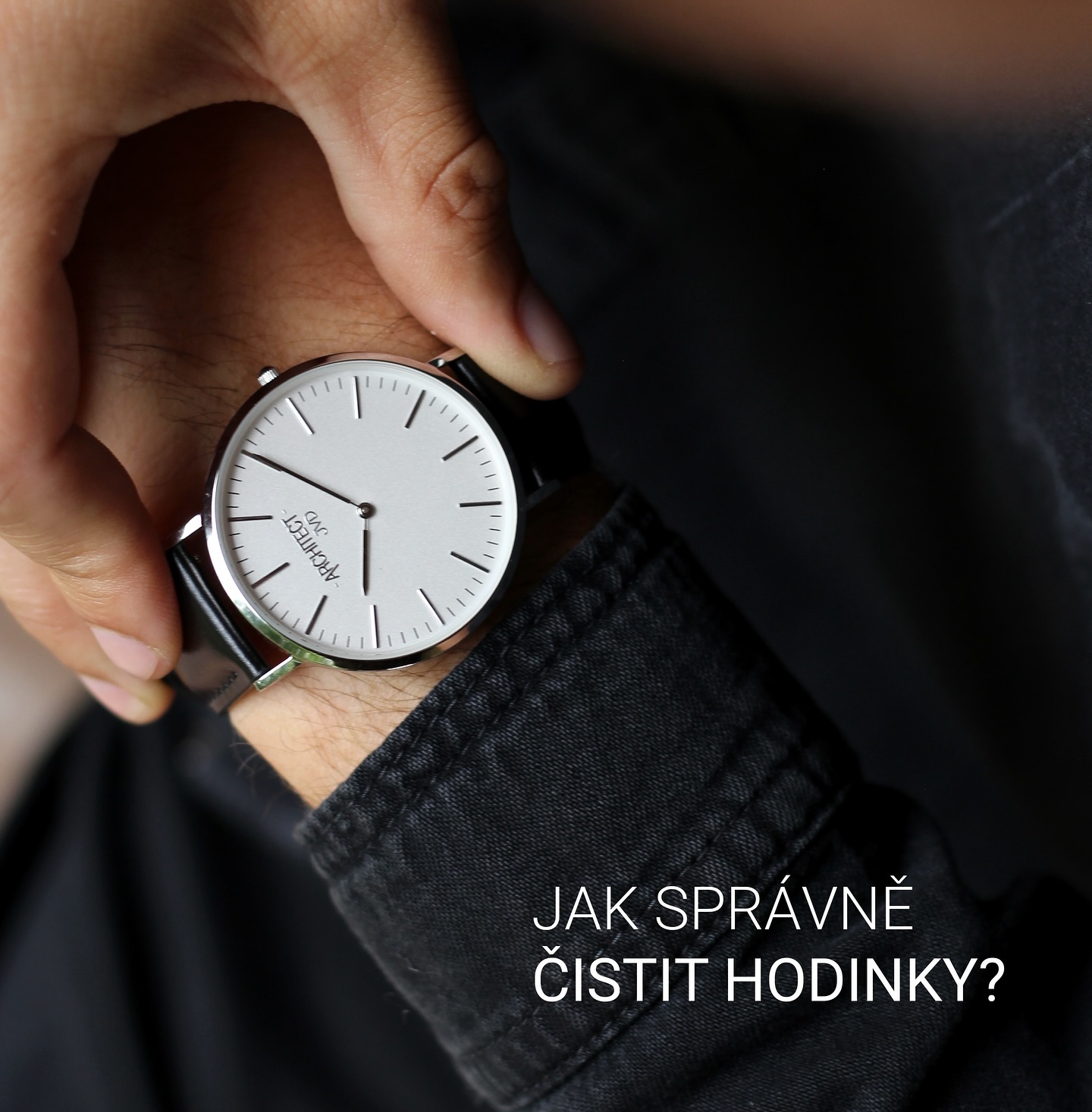 Častým nošením se hodinky nevyhnutelně zanesou prachem, potem a dalšími nečistotami. 🫣Se správnou a pravidelnou péčí ale mohou vypadat stále jako nové! 
Jak na to? 
#jvdforhim #jvdwatch #watches #travel #travelling #style #fashion #ootd #stylish #inspo #accessories #vsechnomasvujcas #jakcistithodinky #cistehodinky